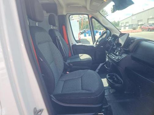 2025 RAM ProMaster 2500 Base