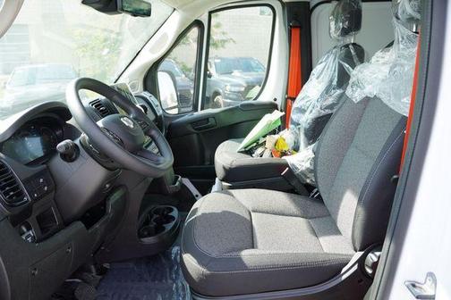 2025 RAM ProMaster 2500 Base