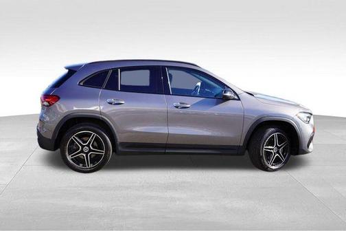 2023 Mercedes-Benz GLA 250 Base 4MATIC