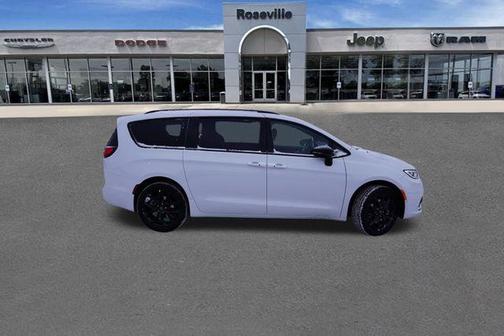 2026 Chrysler Pacifica Limited