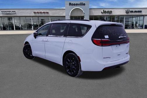 2026 Chrysler Pacifica Limited