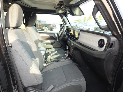 2025 Jeep Wrangler 4xe Sport