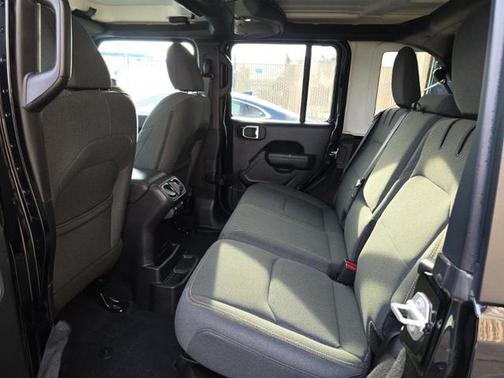 2025 Jeep Wrangler 4xe Sport