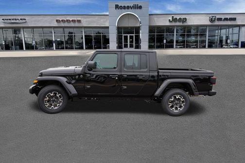 Black Clearcoat 2026 Jeep Gladiator Sport