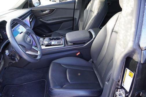 2022 Audi Q8 55 Premium Plus