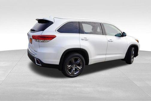 2018 Toyota Highlander Limited Platinum