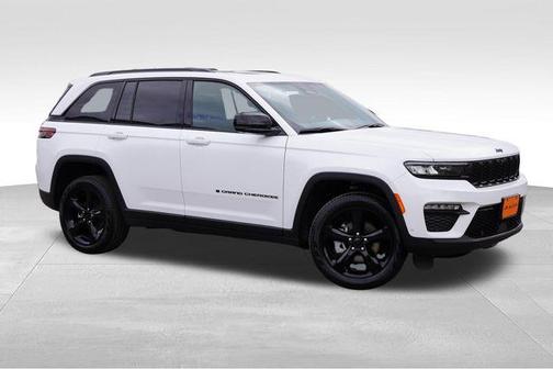 Bright White Clearcoat 2025 Jeep Grand Cherokee Limited