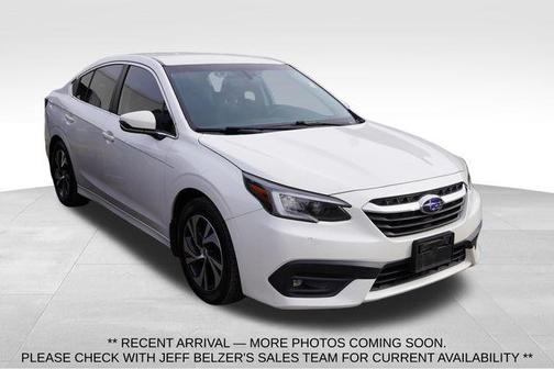 Crystal White Pearl 2020 Subaru Legacy Premium
