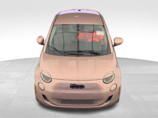 2024 FIAT 500e Base
