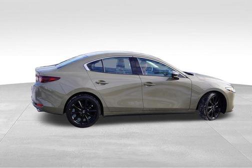 2024 Mazda Mazda3 2.5 Carbon Turbo