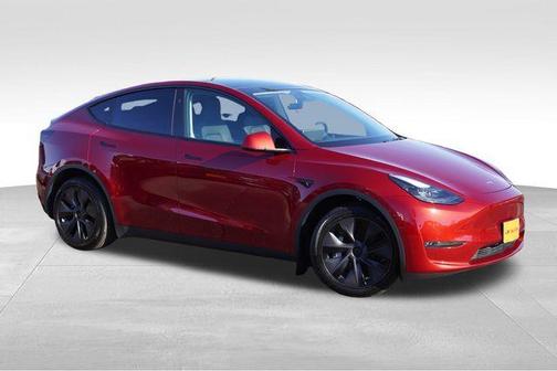 2025 Tesla Model Y Long Range