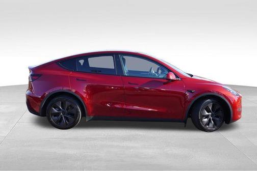 2025 Tesla Model Y Long Range