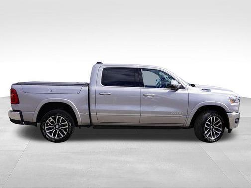 Billet Silver Metallic Clearcoat 2025 RAM 1500 Limited