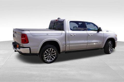 Billet Silver Metallic Clearcoat 2025 RAM 1500 Limited