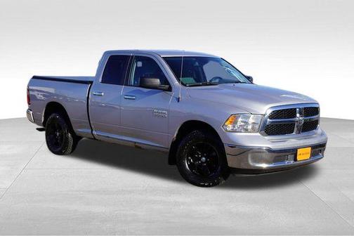 2016 RAM 1500 SLT