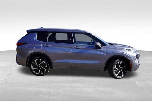 2023 Mitsubishi Outlander PHEV SEL