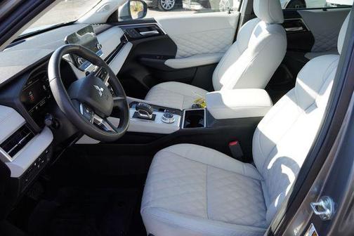 2023 Mitsubishi Outlander PHEV SEL
