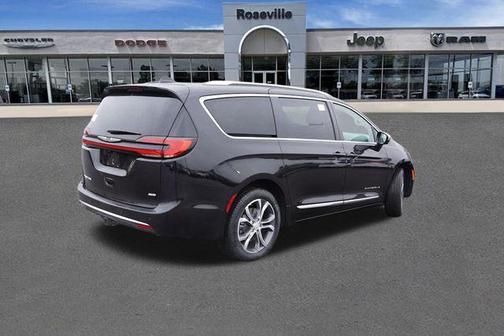 2026 Chrysler Pacifica Pinnacle
