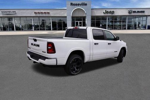 Bright White Clearcoat 2026 RAM 1500 Big Horn