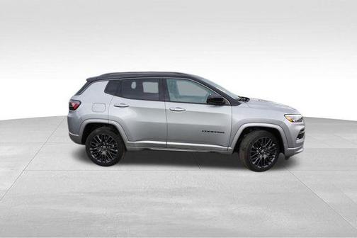2022 Jeep Compass Altitude