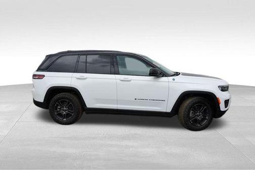 2024 Jeep Grand Cherokee 4xe Trailhawk