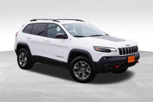 Bright White Clearcoat 2019 Jeep Cherokee Trailhawk