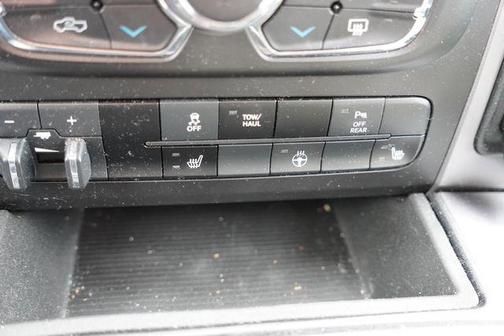 Billet Silver Metallic Clearcoat 2023 RAM 1500 Classic SLT