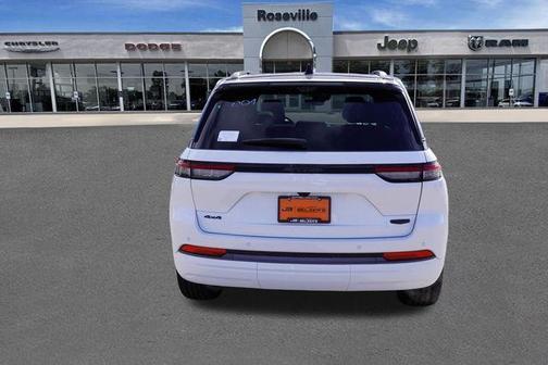 Bright White Clearcoat 2026 Jeep Grand Cherokee Summit