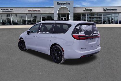 2026 Chrysler Pacifica Limited