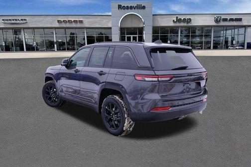 2026 Jeep Grand Cherokee Laredo
