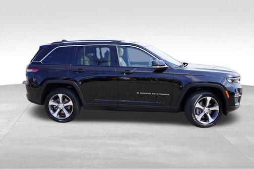 2023 Jeep Grand Cherokee 4xe Base