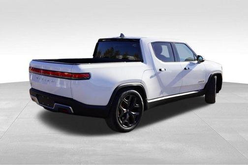 2022 Rivian R1T Adventure Package