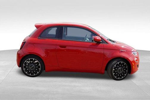 2024 FIAT 500e Beauty