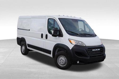 2025 RAM ProMaster 1500 Low Roof