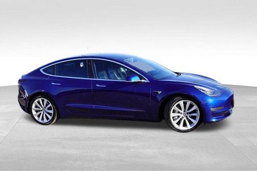 2019 Tesla Model 3 Long Range