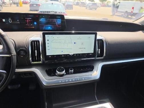 Oxford White 2025 Ford Expedition Max Platinum