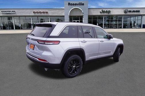 2025 Jeep Grand Cherokee Laredo X