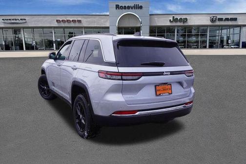 2025 Jeep Grand Cherokee Laredo X