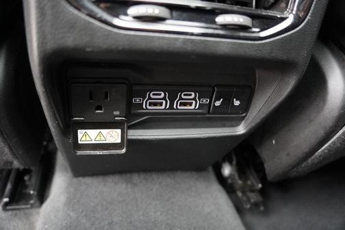 Diamond Black 2025 Jeep Grand Cherokee Limited