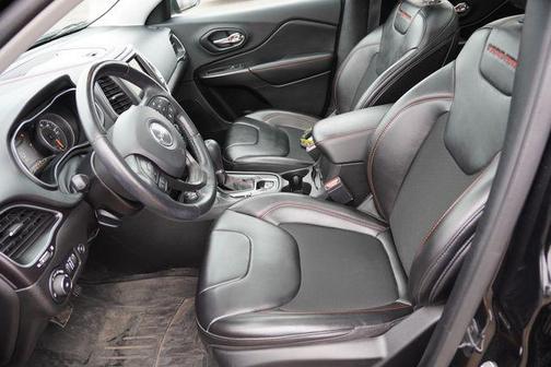 2020 Jeep Cherokee Trailhawk