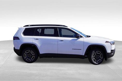 Bright White Clearcoat 2026 Jeep Cherokee LAREDO/LIMITED