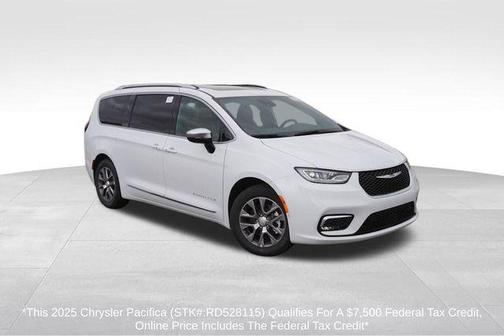 2025 Chrysler Pacifica Hybrid Pinnacle