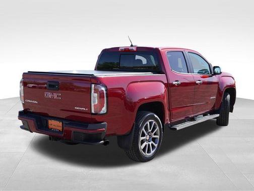 Red Quartz Tintcoat 2020 GMC Canyon Denali