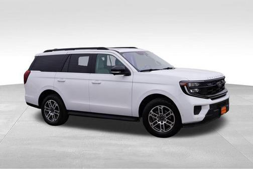 Oxford White 2025 Ford Expedition Active