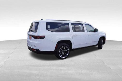 2024 Jeep Wagoneer L Series III