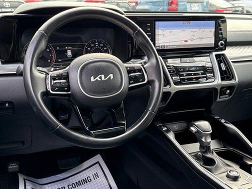 2022 Kia Sorento S