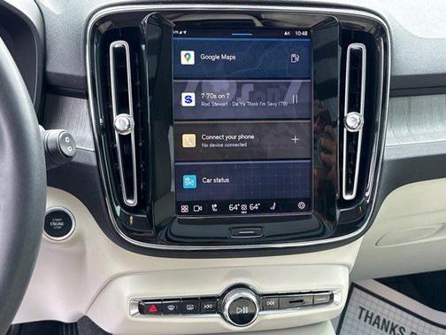 2023 Volvo XC40 B5 Plus Bright Theme