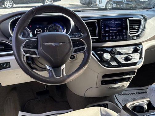 2020 Chrysler Pacifica Touring-L Plus