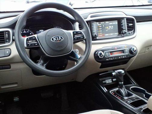 2019 Kia Sorento LX