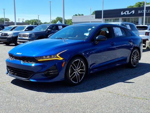 Sapphire Blue 2022 Kia K5 GT